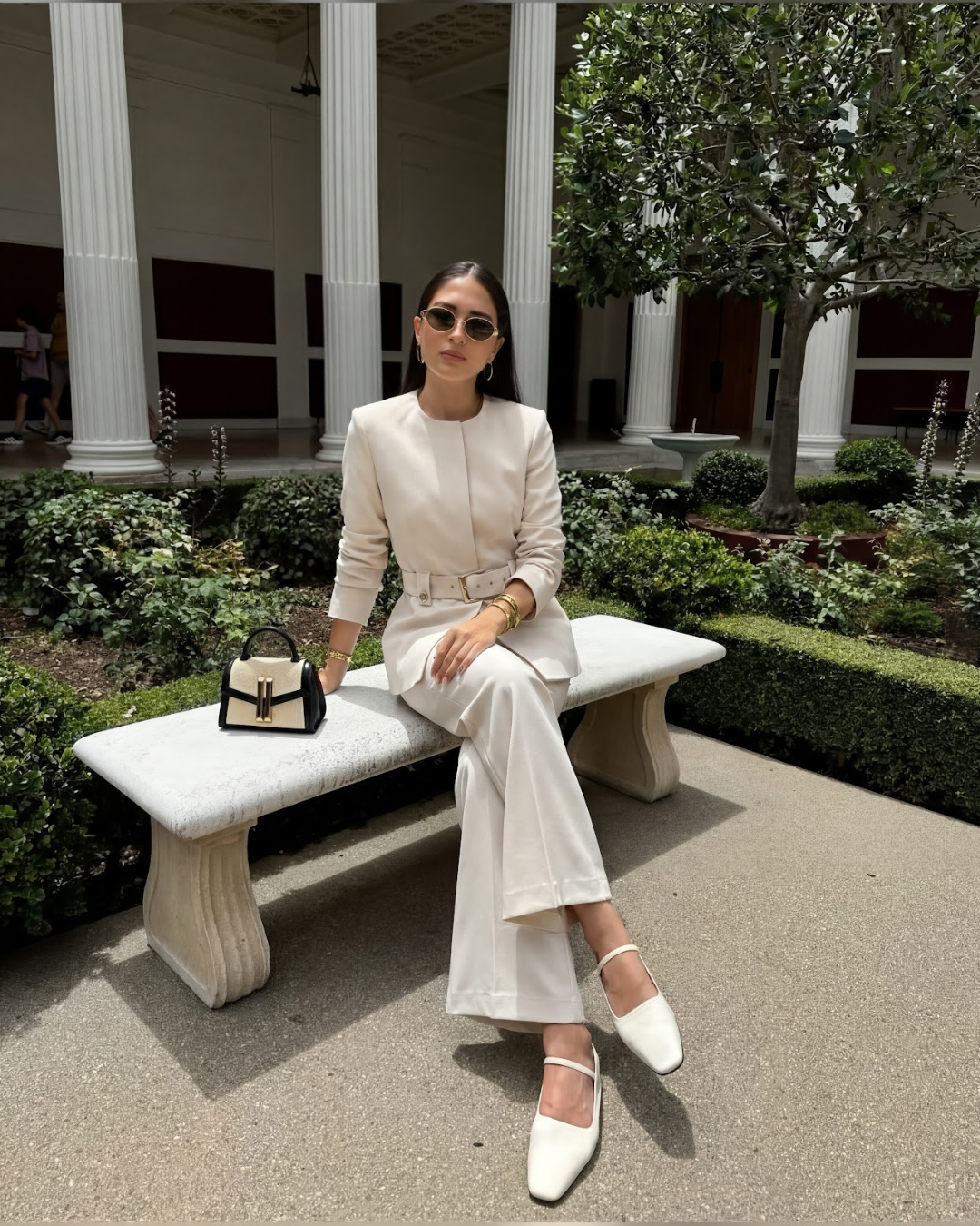 ELEGANTE JACKET SET MET RIEM