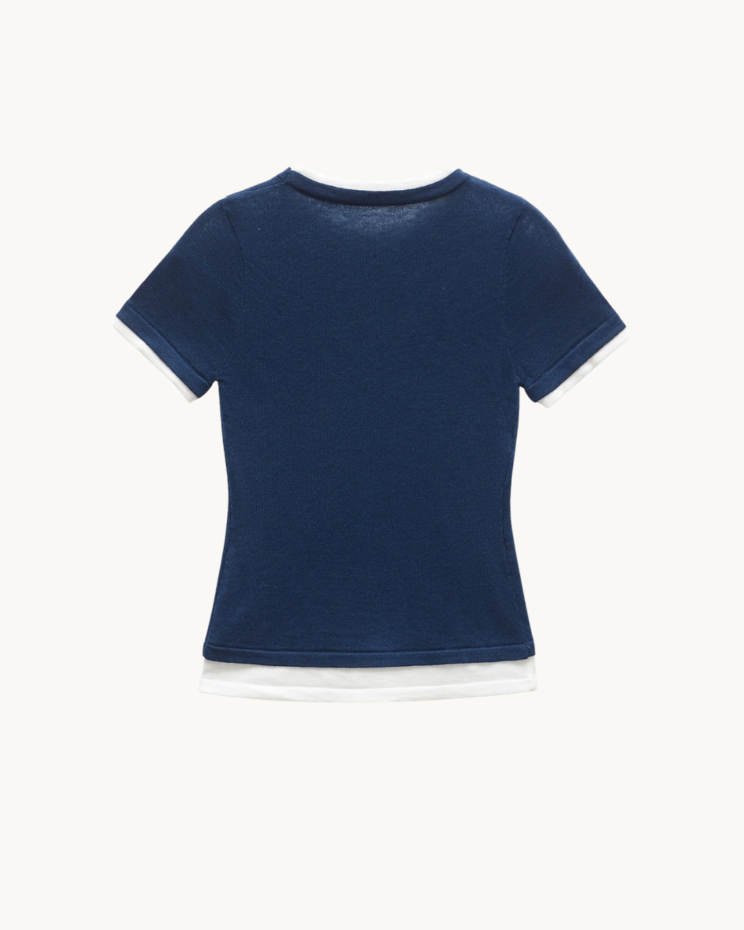 CASUAL GELAAGDE T-SHIRT