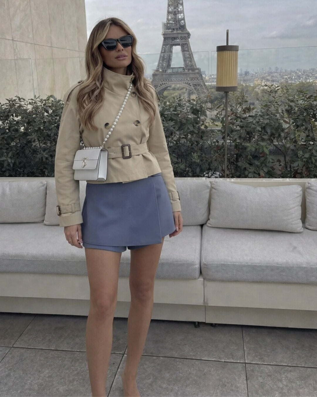 CHIQUE KORTE TRENCH - BEIGE