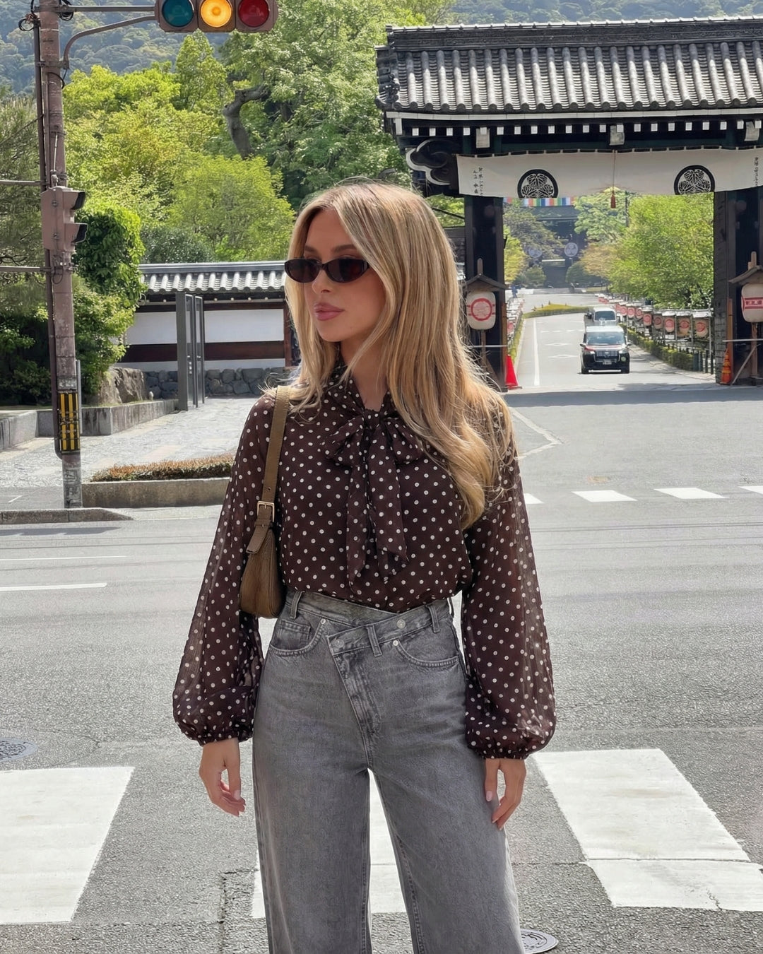 ELEGANTE BLOUSE MET PUNT PRINT