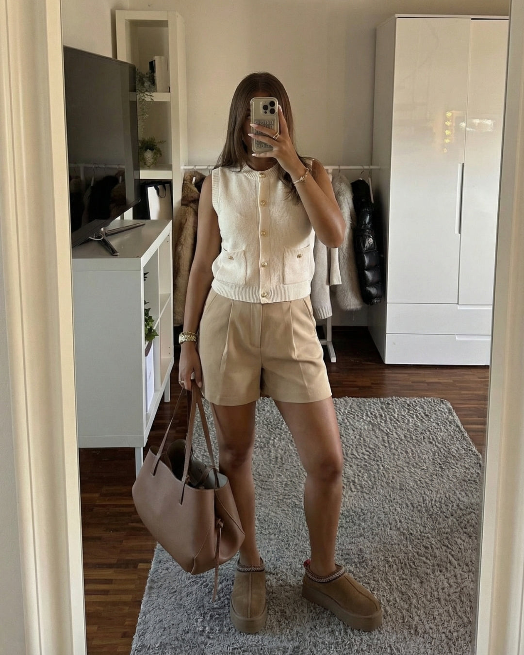 ELEGANTE SHORT MET PLOOIEN