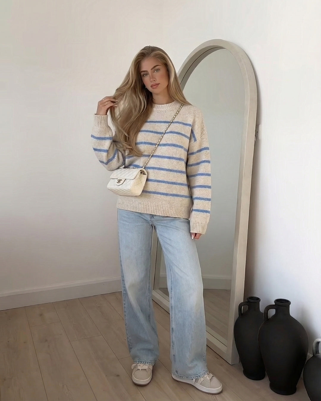 KLASSIEKE GEBRIEDE SWEATER