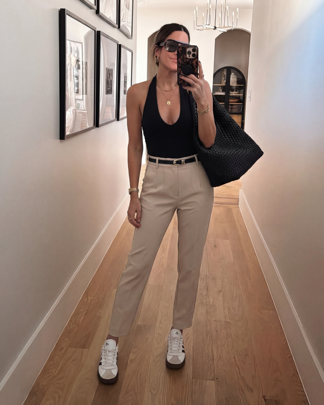 ELEGANTE PANTALON MET RIEM