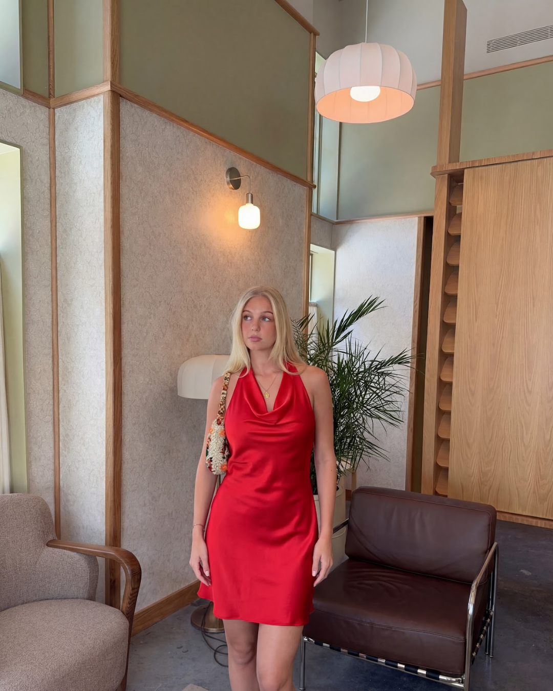 ELEGANTE HALTER JURK