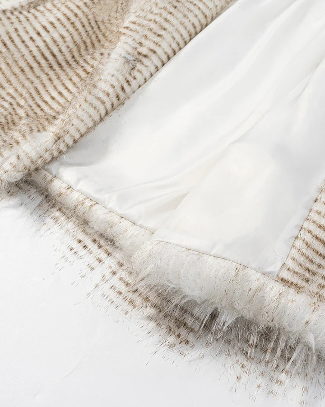 LUXE TWEED JAS MET KRAAG - BEIGE